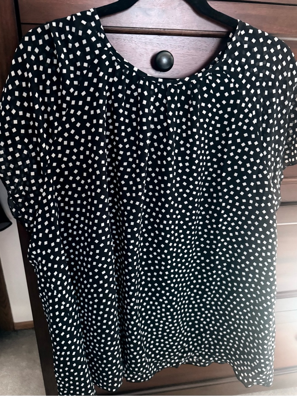 BloomChic Black and White Square Dot Short Sleeve Blouse
